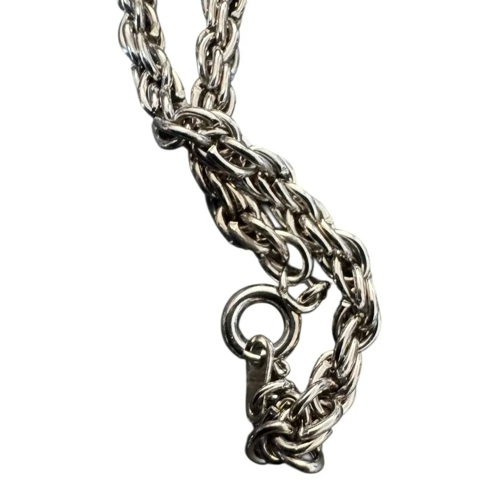 Vintage Silver Tone‎ Metal Eagle Pendant on 17